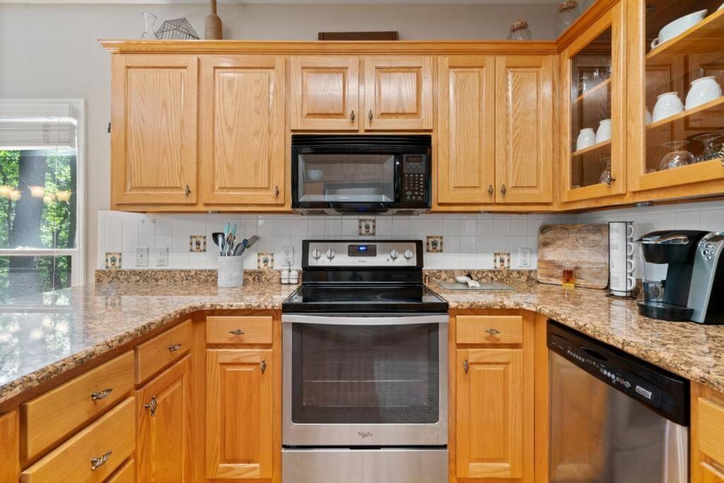 Вилла Cozy Bear Getaway Marble Hill Экстерьер фото